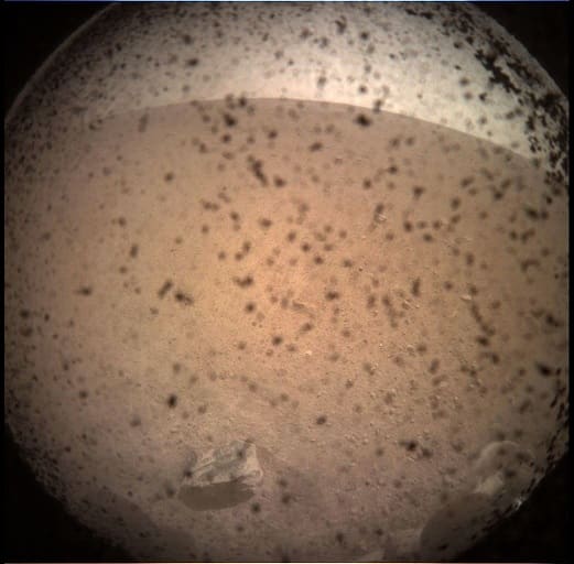 Das erste Bild der InSight Mission vom Mars